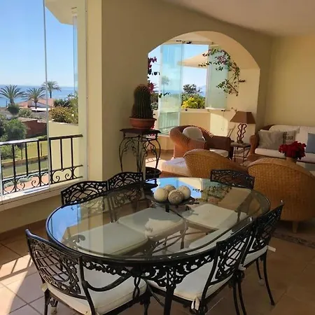 Casa Con Vistas En Marbella. Hacienda Playa *